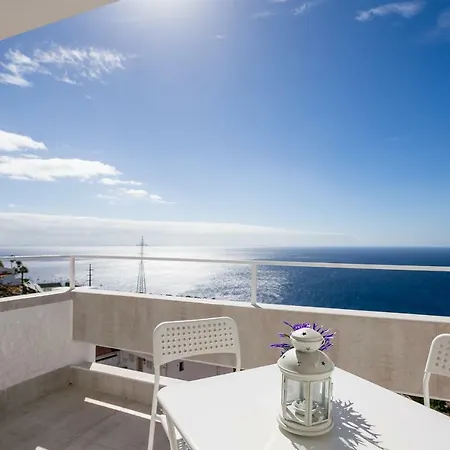 Breathtaking 180 Degrees Views In Tabaiba Alta