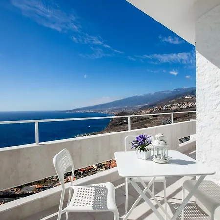 Breathtaking 180 Degrees Views In Tabaiba Alta