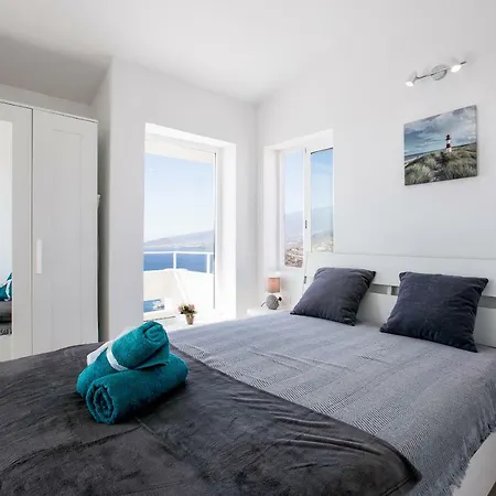 Breathtaking 180 Degrees Views In Tabaiba Alta